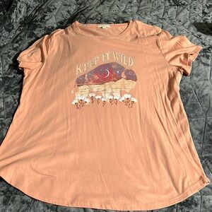 Maurices graphic tee. Size XXL